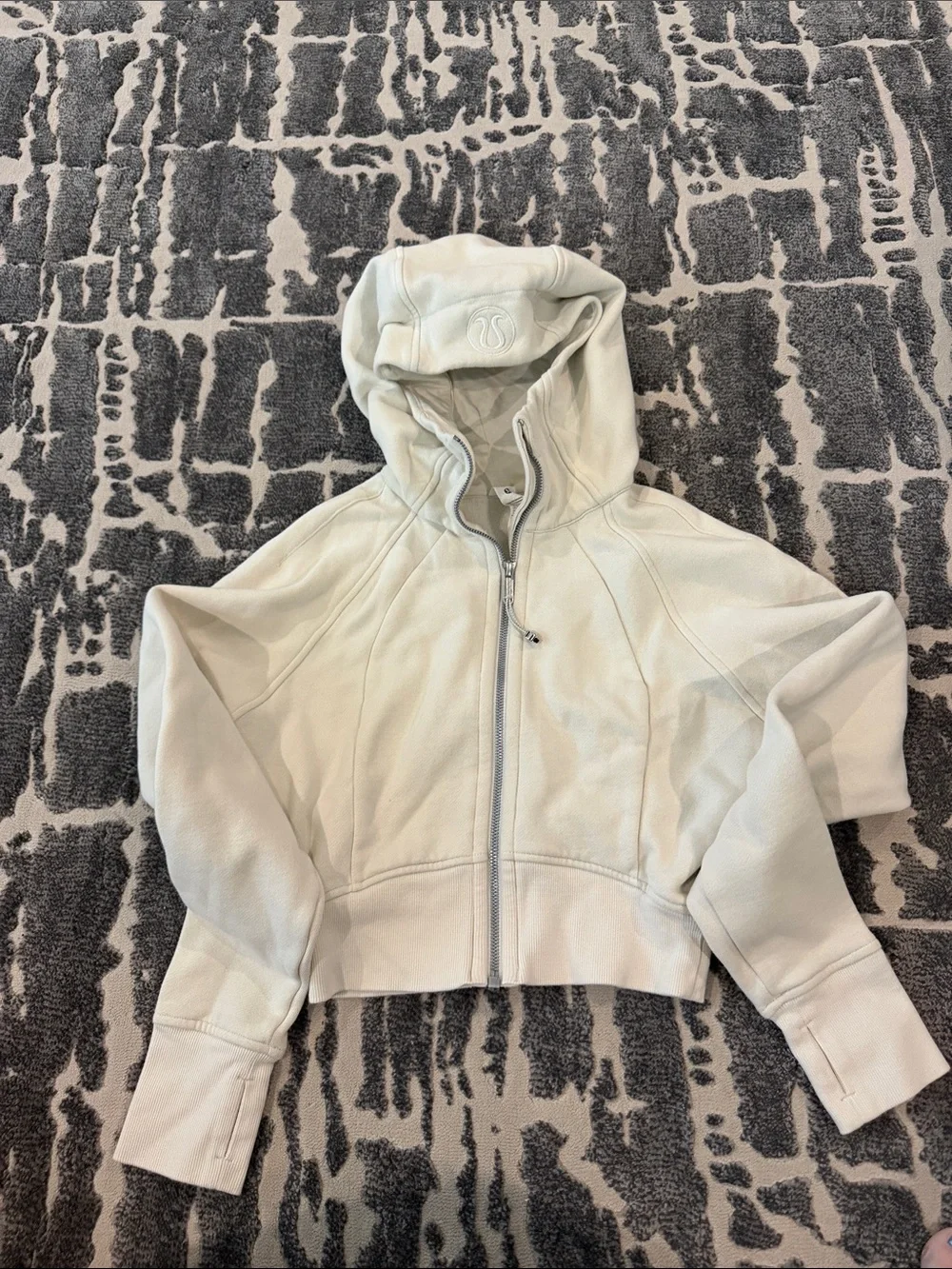 Lululemon Scuba Full Zip Cropped Hoodie Bone Size 4